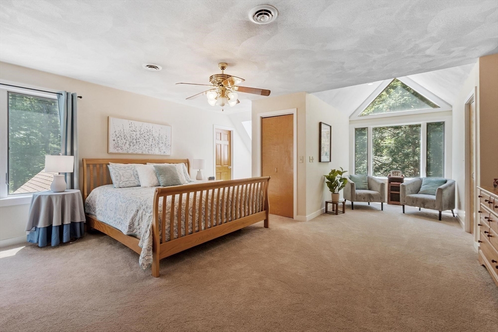 78 Carroll Dr