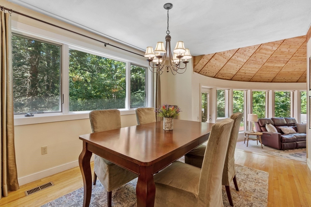 78 Carroll Dr