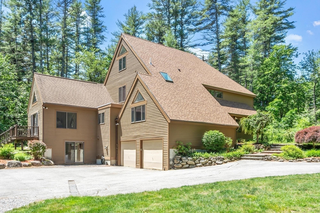 78 Carroll Dr