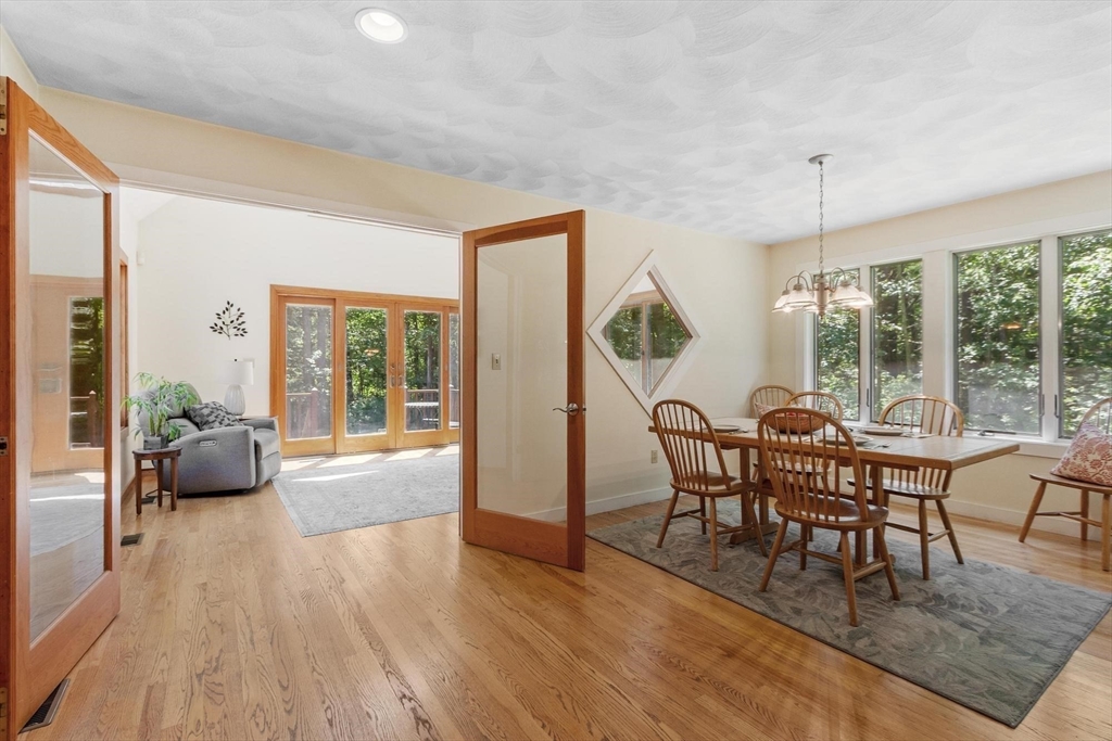 78 Carroll Dr