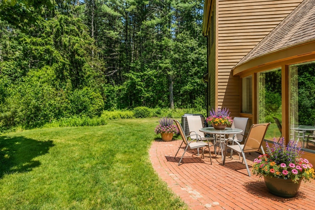 78 Carroll Dr