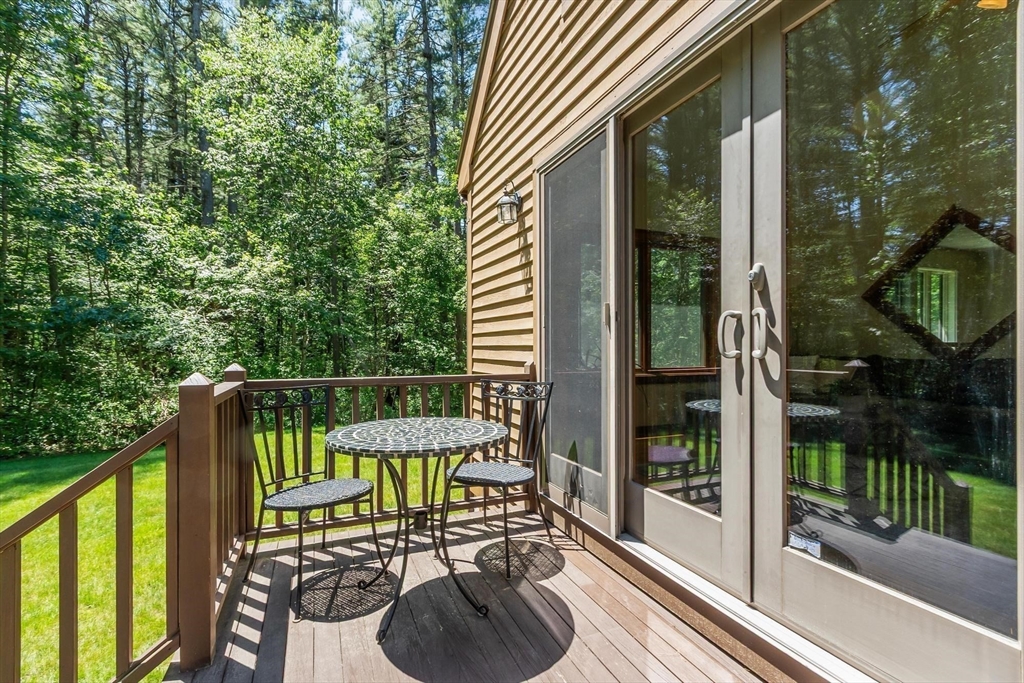78 Carroll Dr