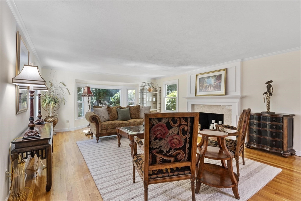 30 Goose Pond Rd