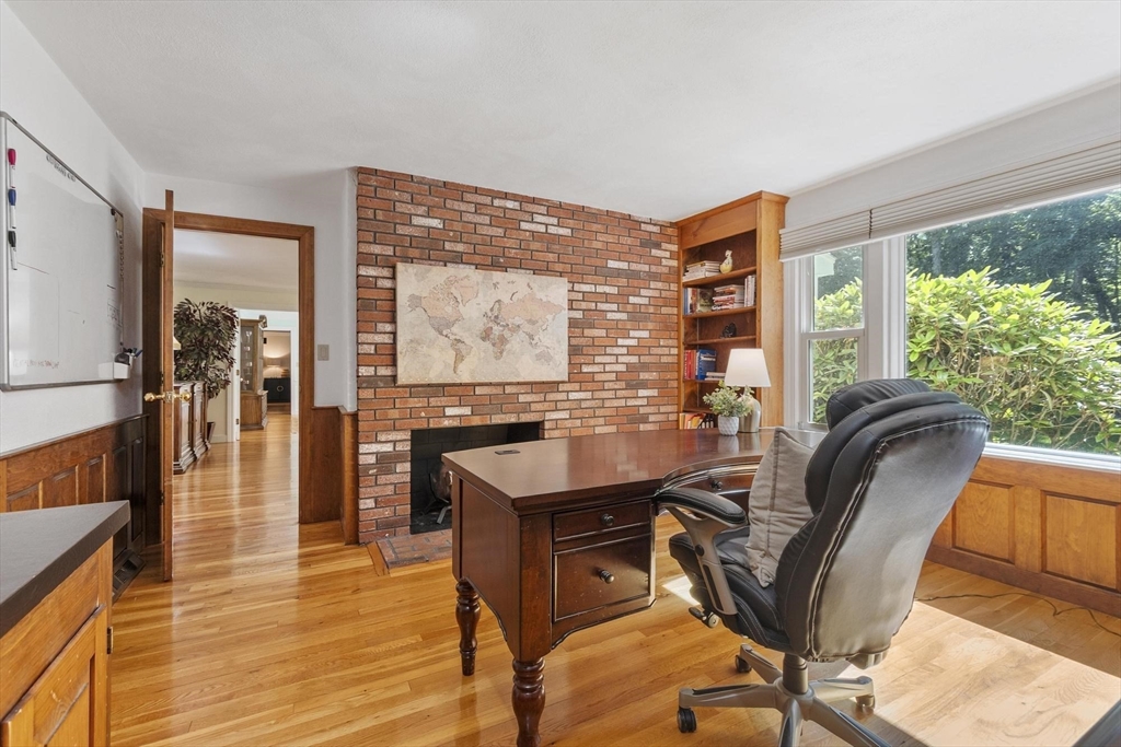 30 Goose Pond Rd