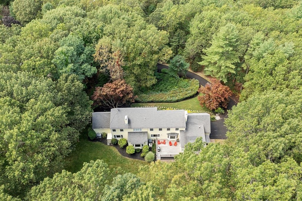 30 Goose Pond Rd