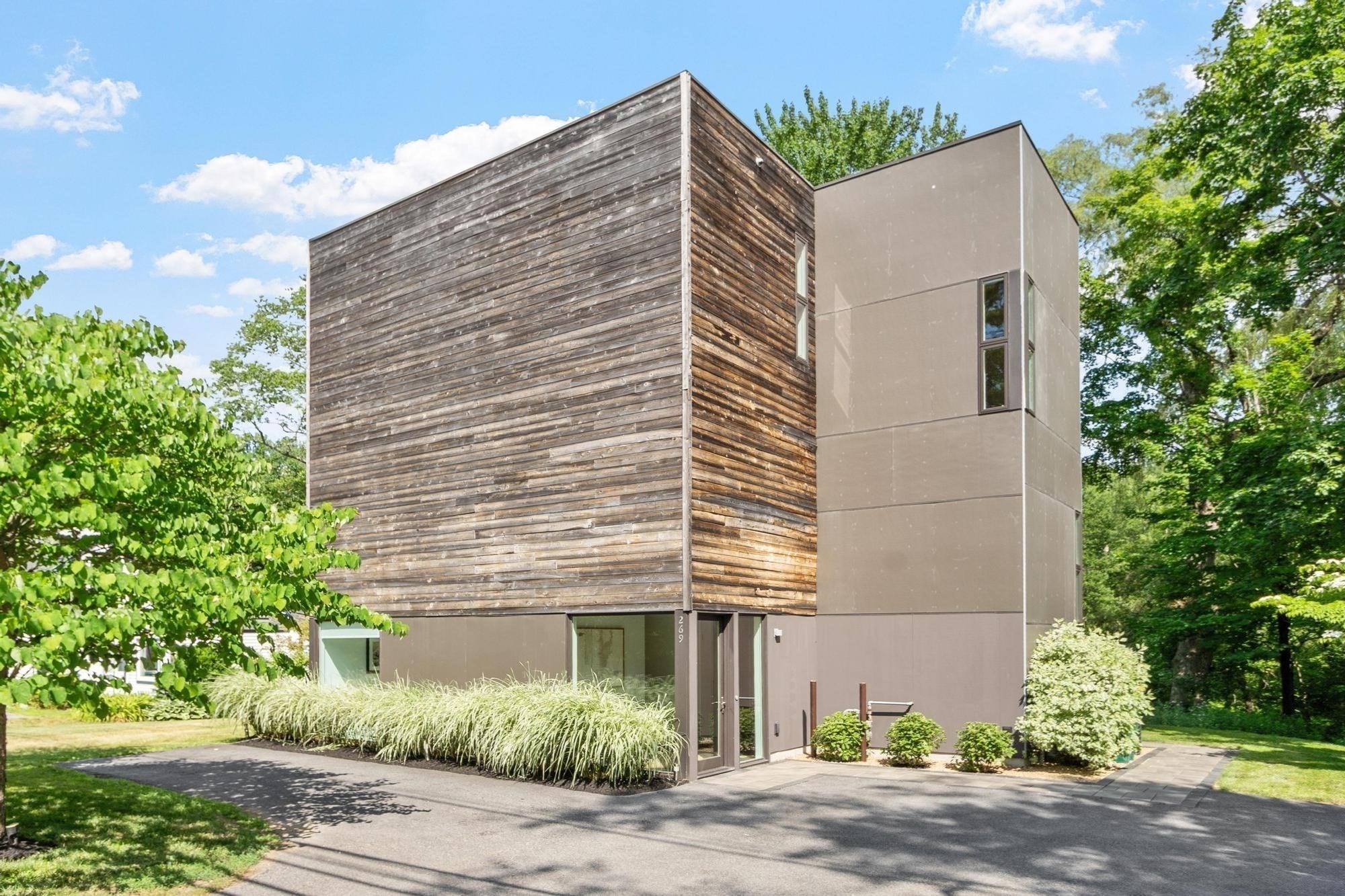269 Sudbury Rd
