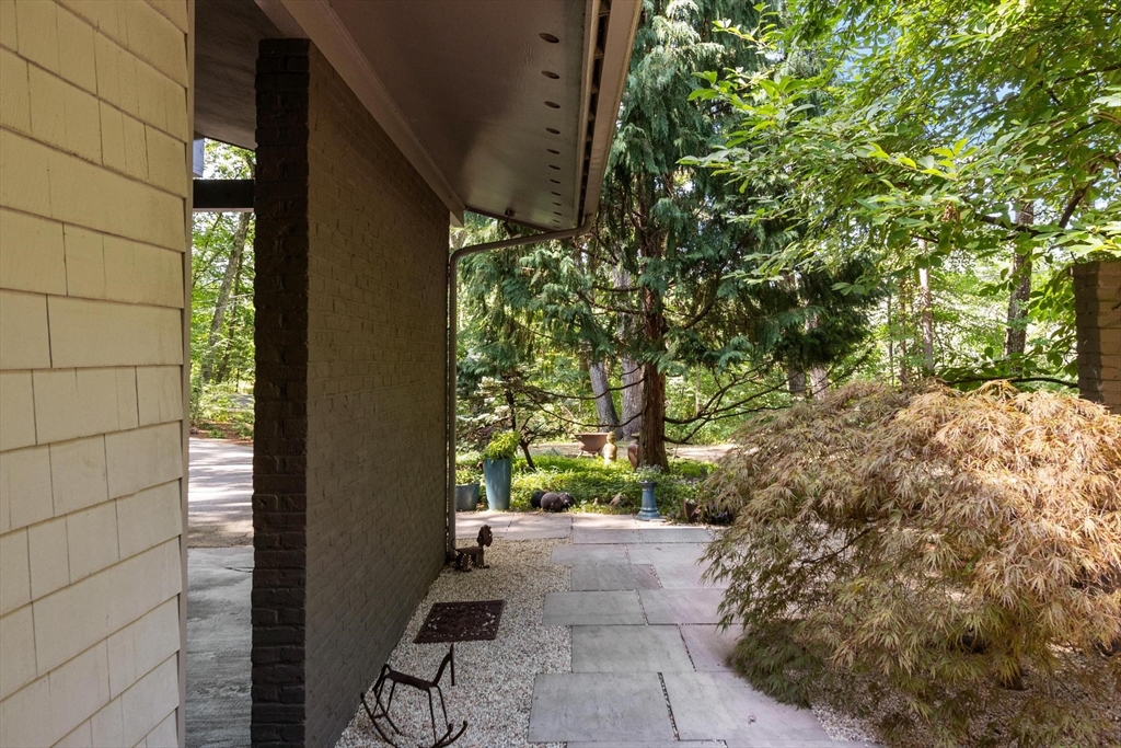 221 Pope Rd