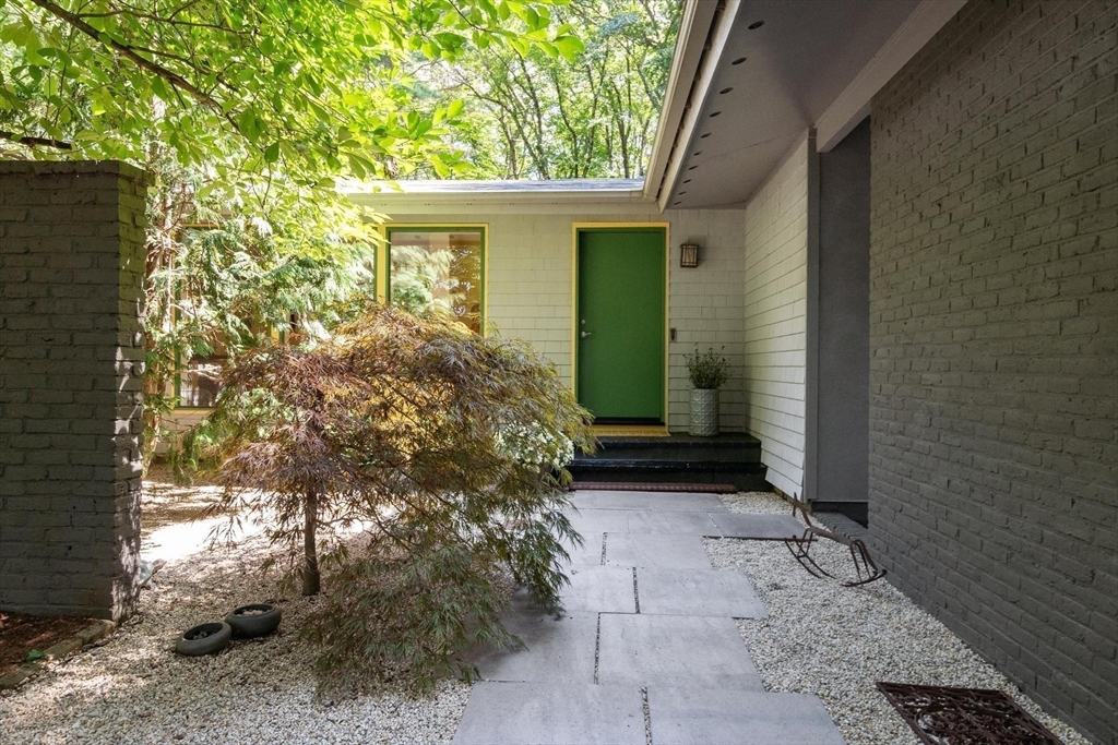 221 Pope Rd