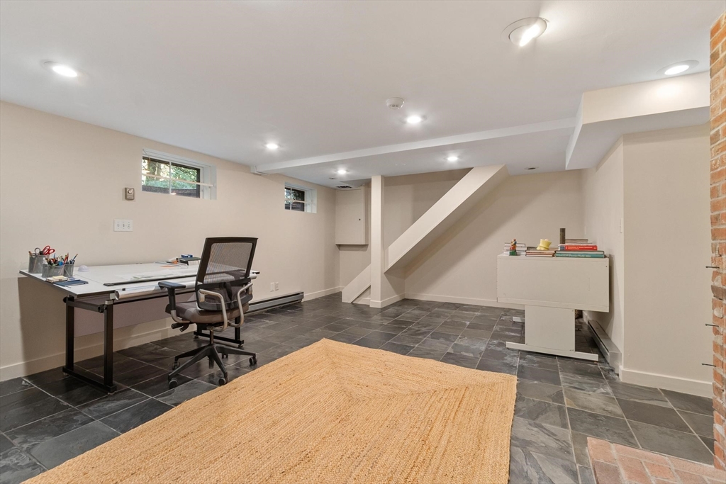 221 Pope Rd