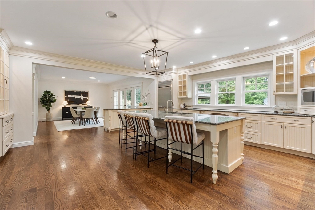 64 Tanglewood Way