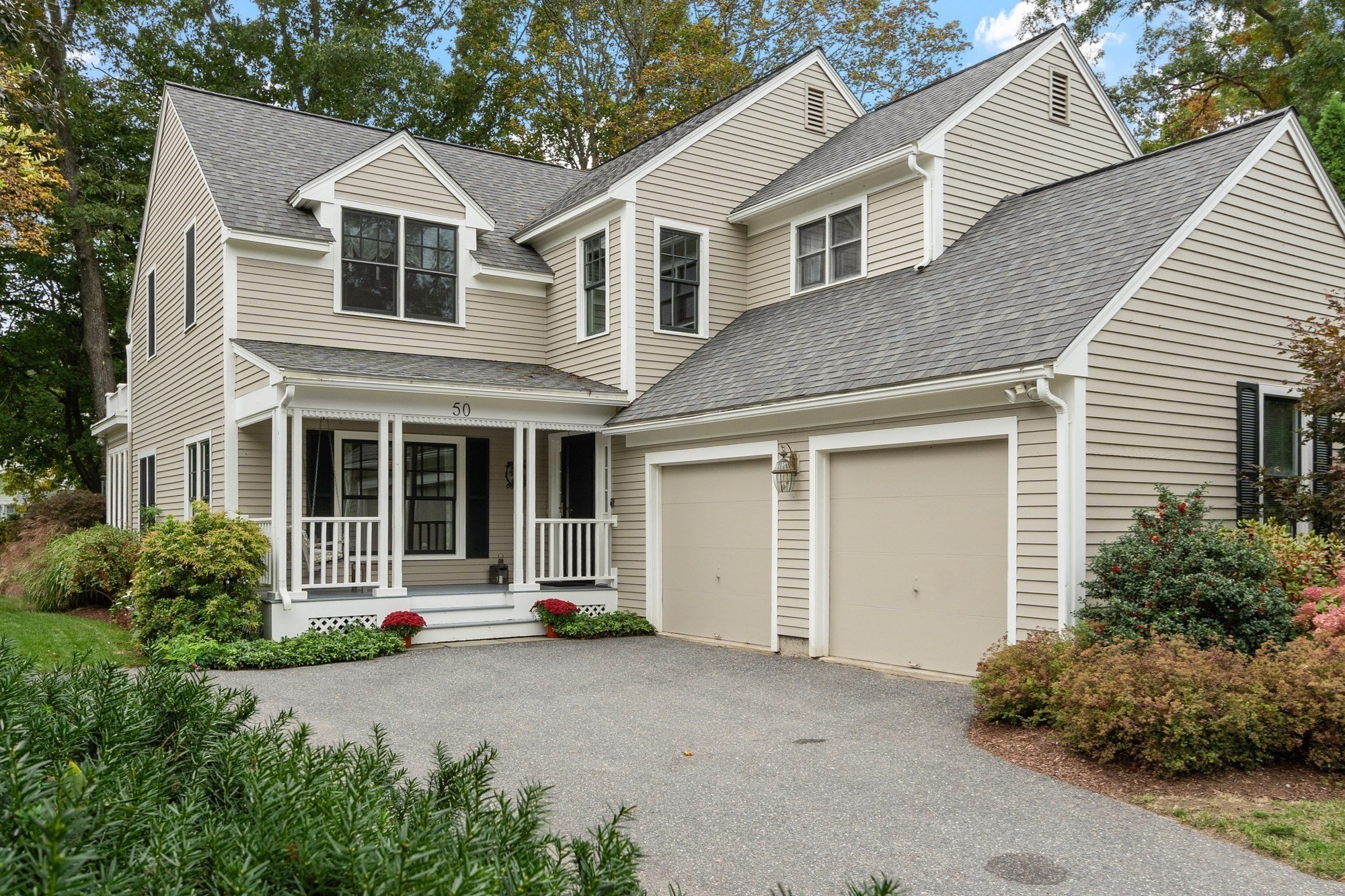 50 Bridgecourt Ln