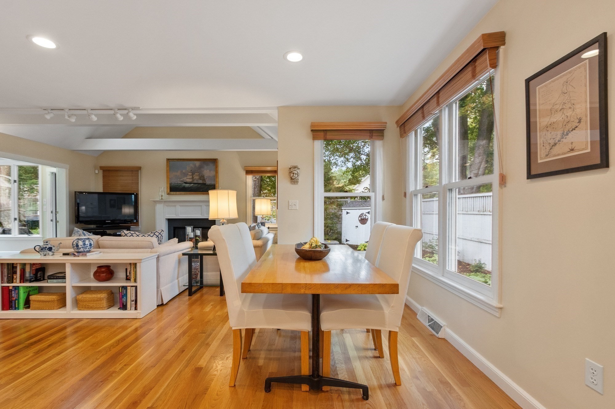 50 Bridgecourt Ln