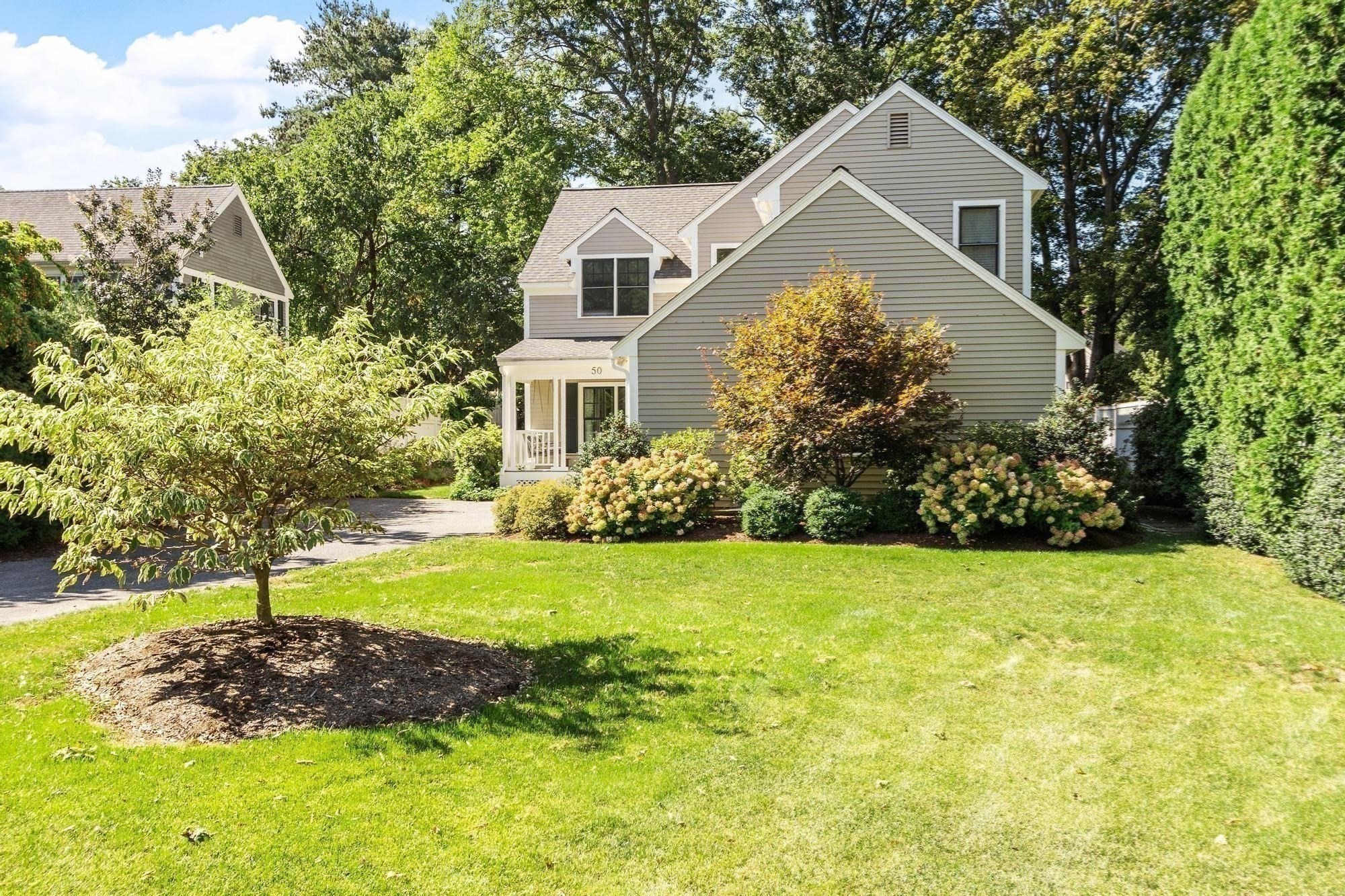 50 Bridgecourt Ln