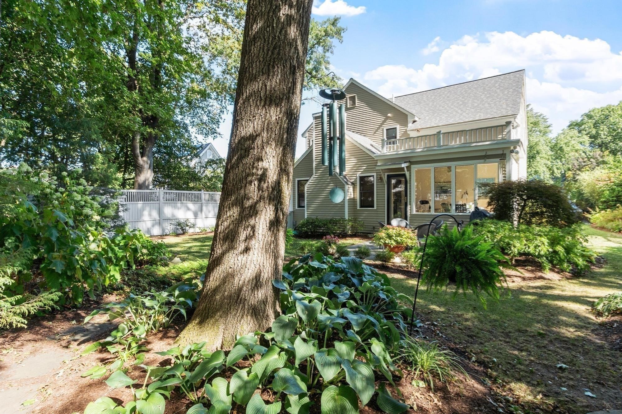 50 Bridgecourt Ln