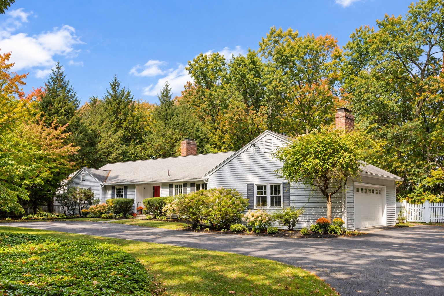 39 Rollingwood Ln