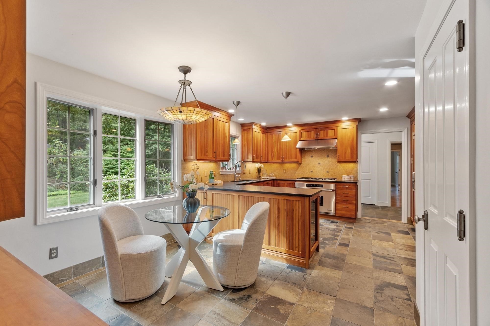 39 Rollingwood Ln