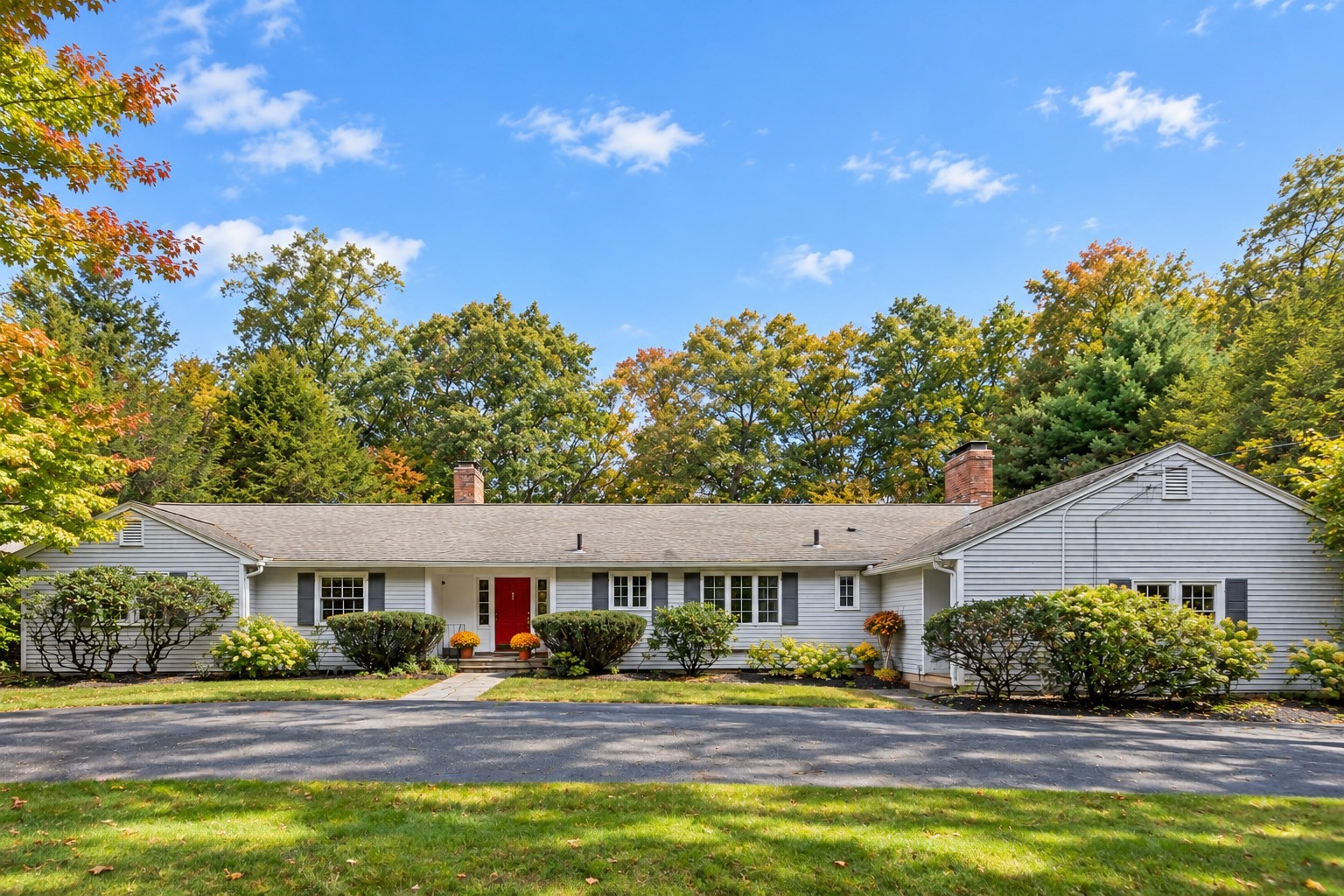 39 Rollingwood Ln
