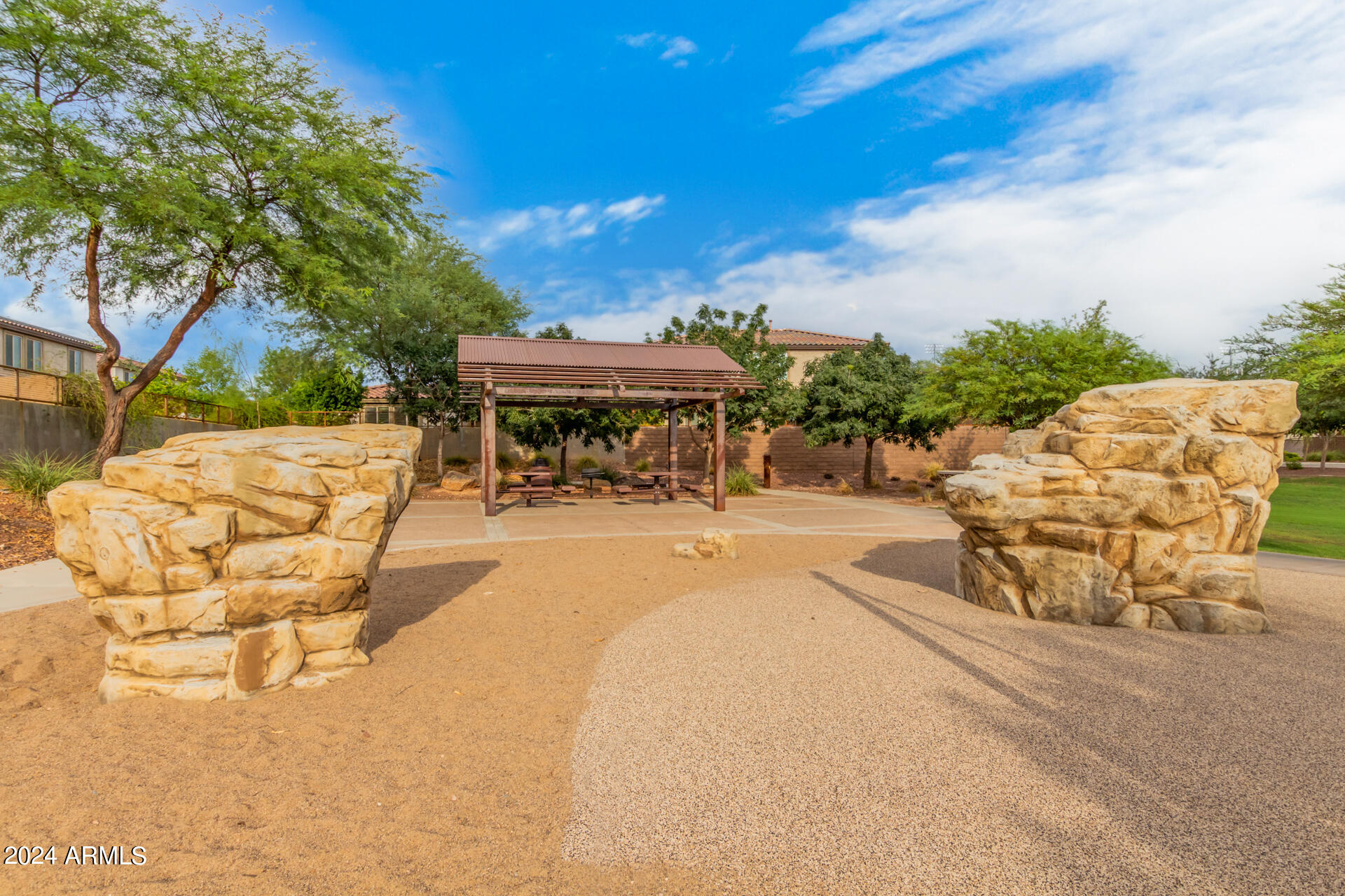 9846 W SANDS Drive