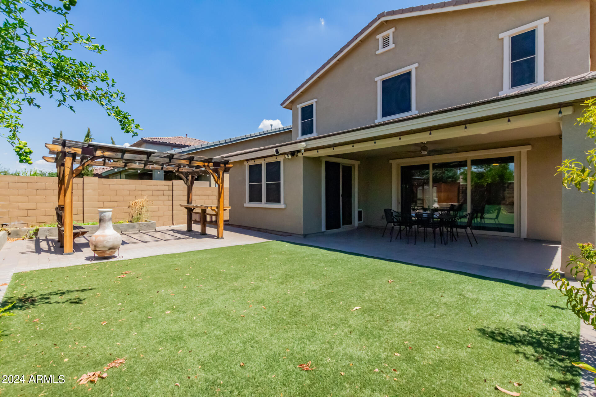9846 W SANDS Drive