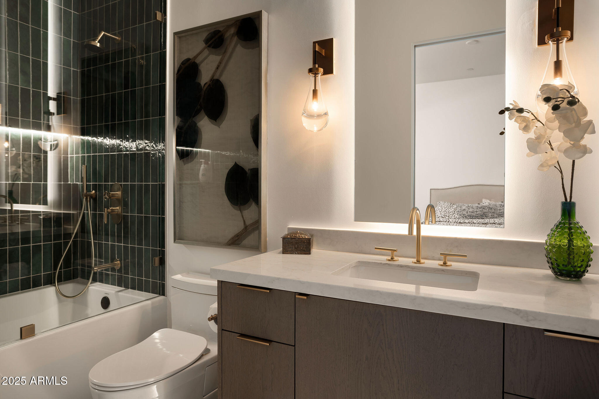 7034 E PARADISE Drive