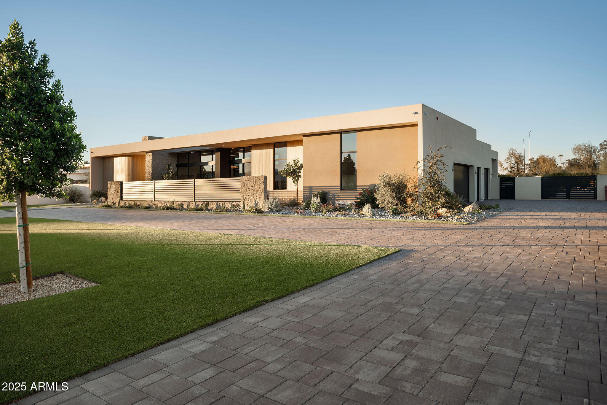 7034 E PARADISE Drive