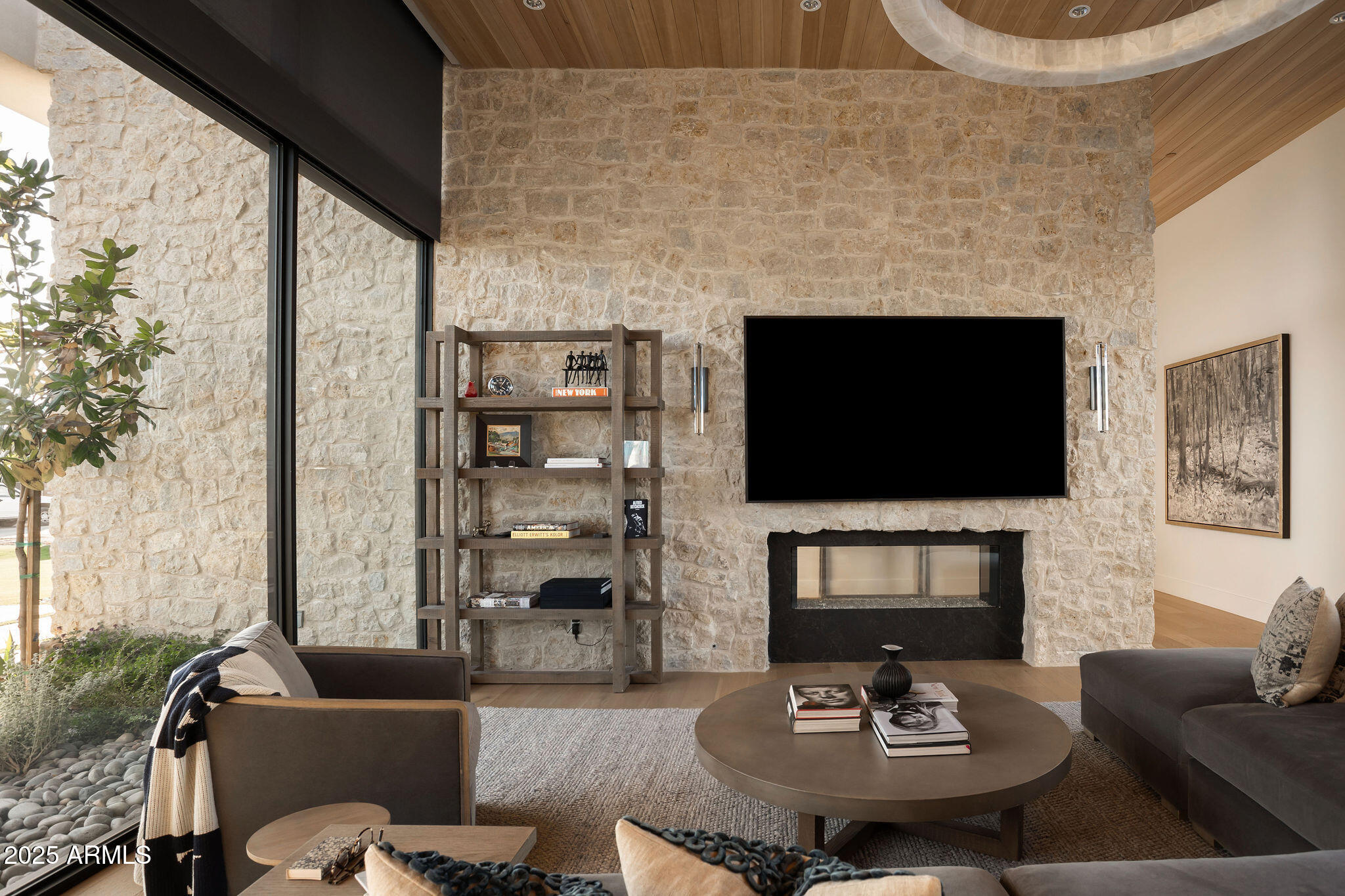 7034 E PARADISE Drive