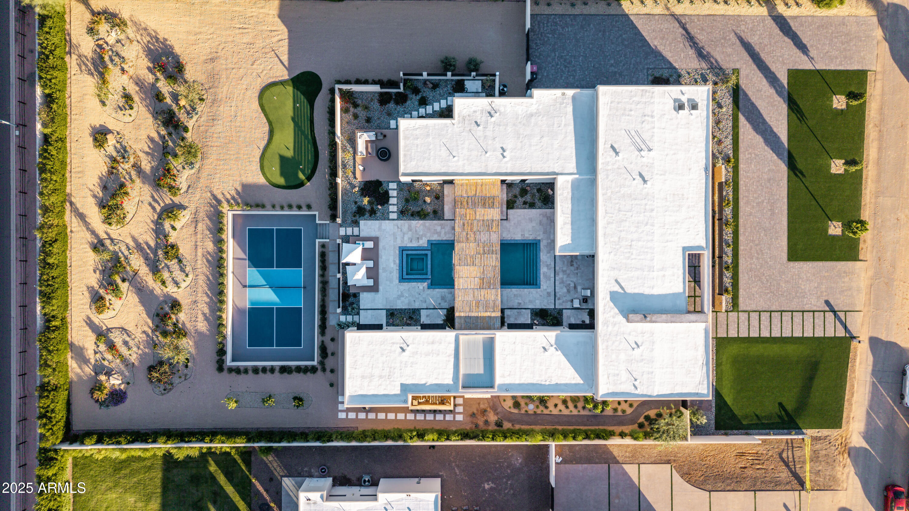 7034 E PARADISE Drive