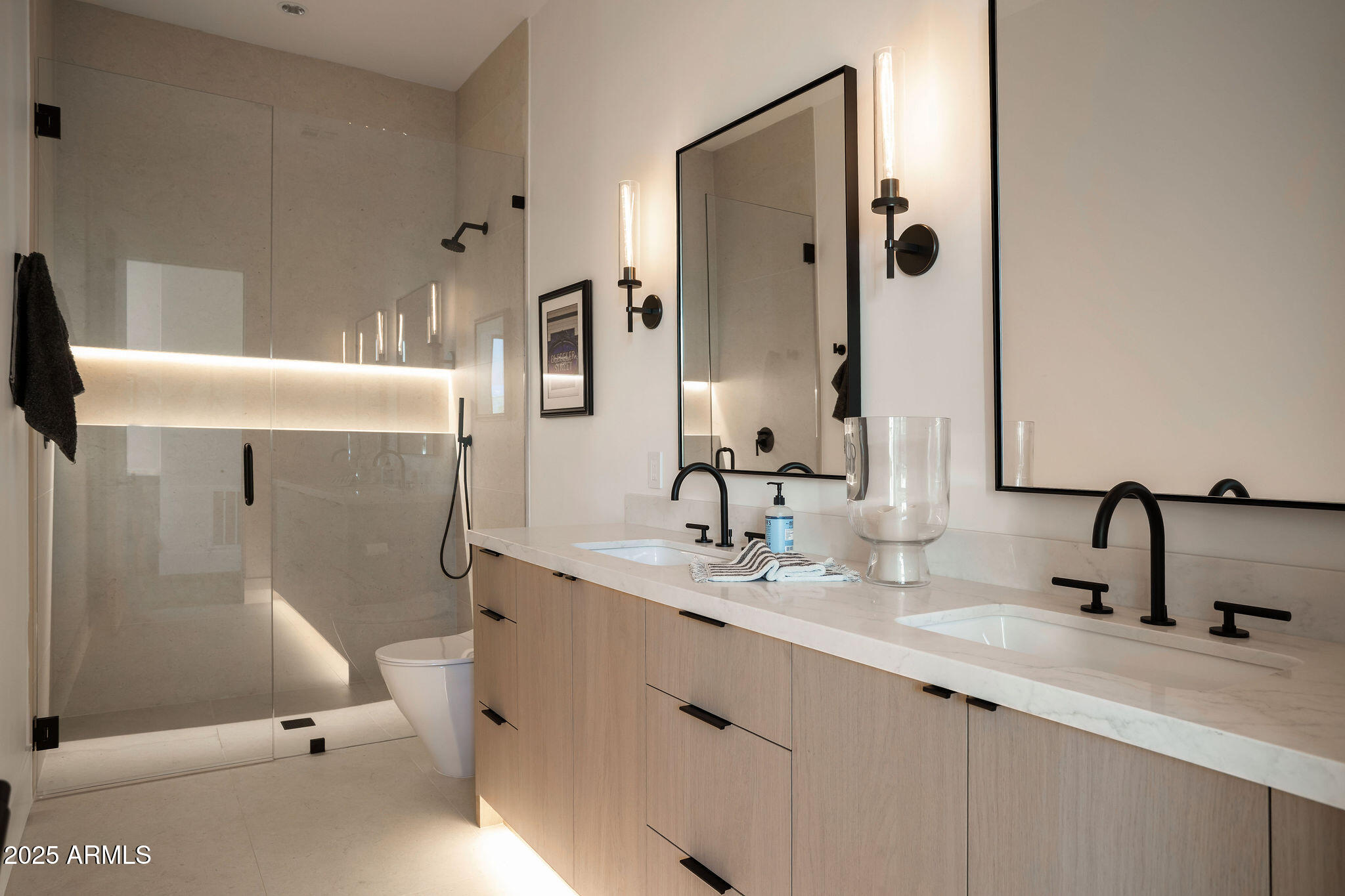 7034 E PARADISE Drive