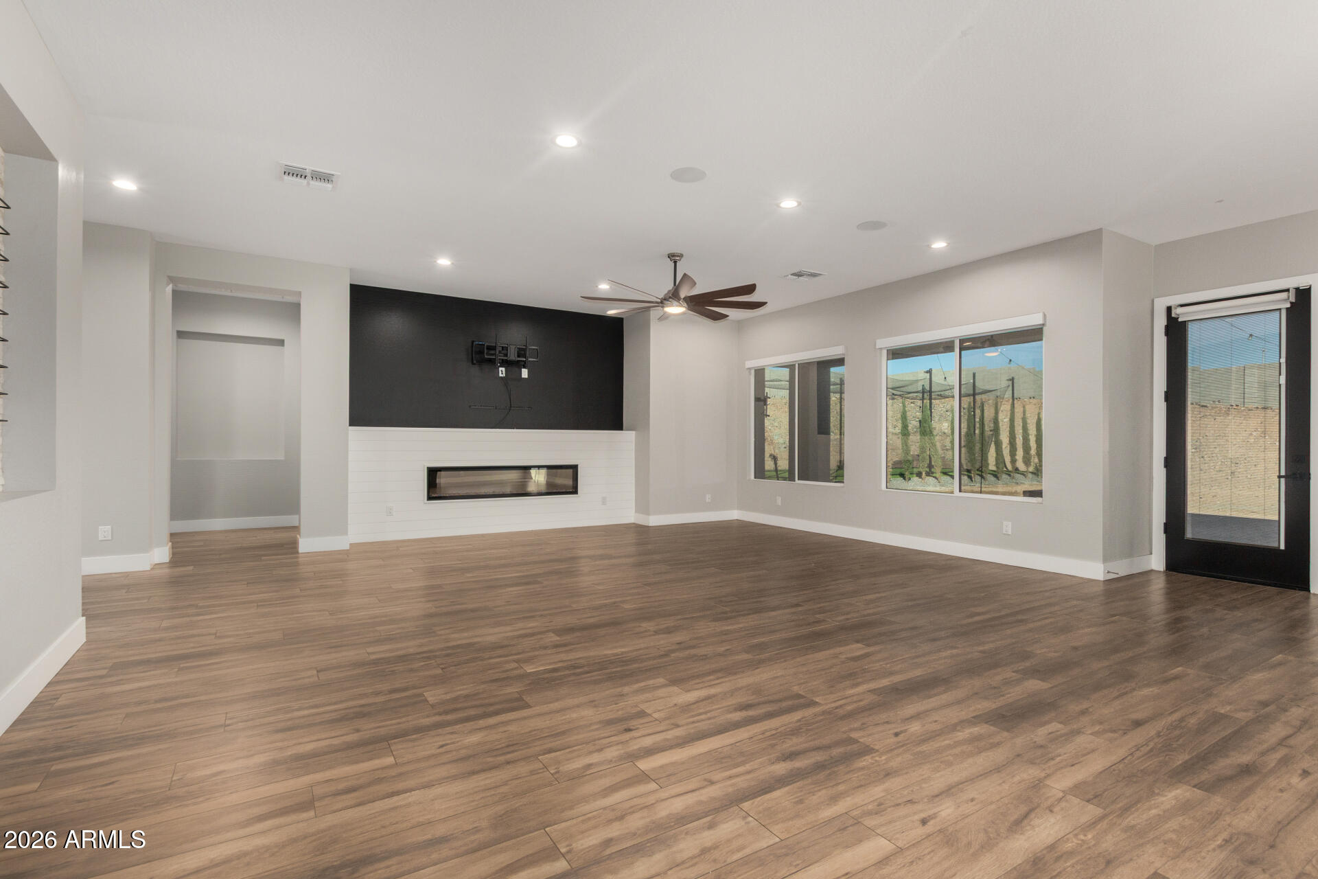 11416 W TETHER Trail