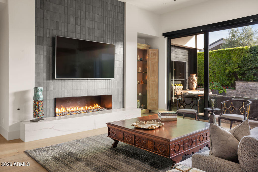 6863 E JOSHUA TREE Lane