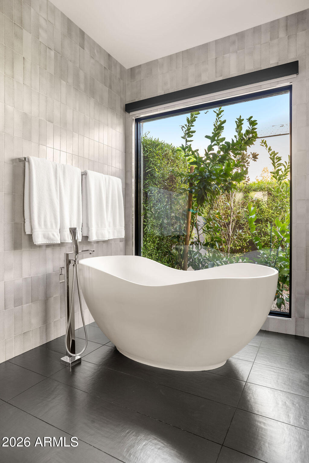 6863 E JOSHUA TREE Lane