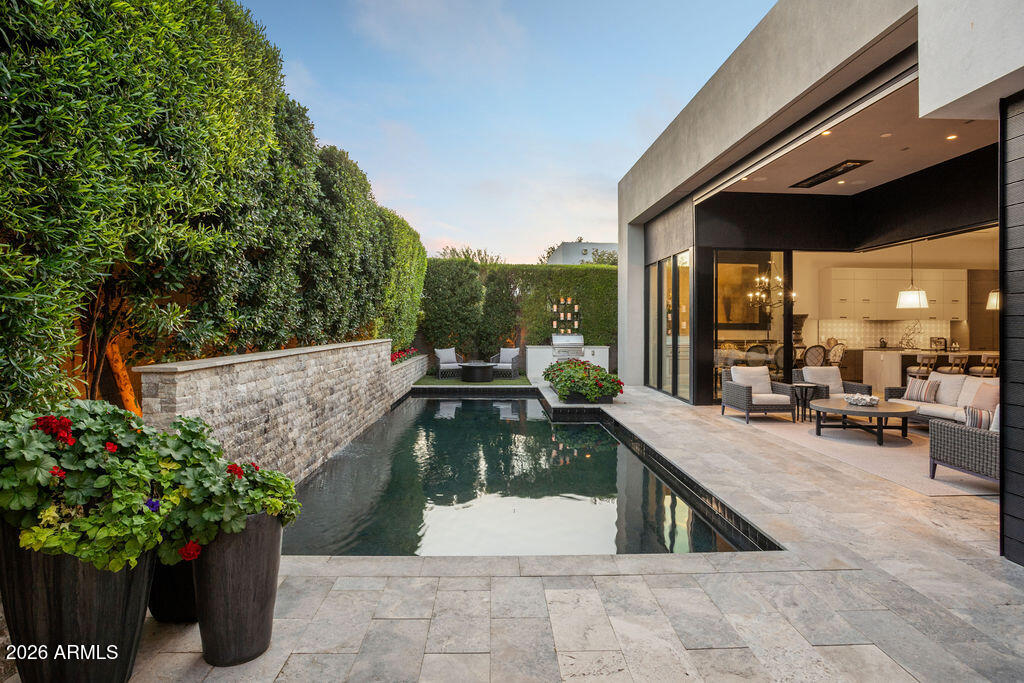 6863 E JOSHUA TREE Lane