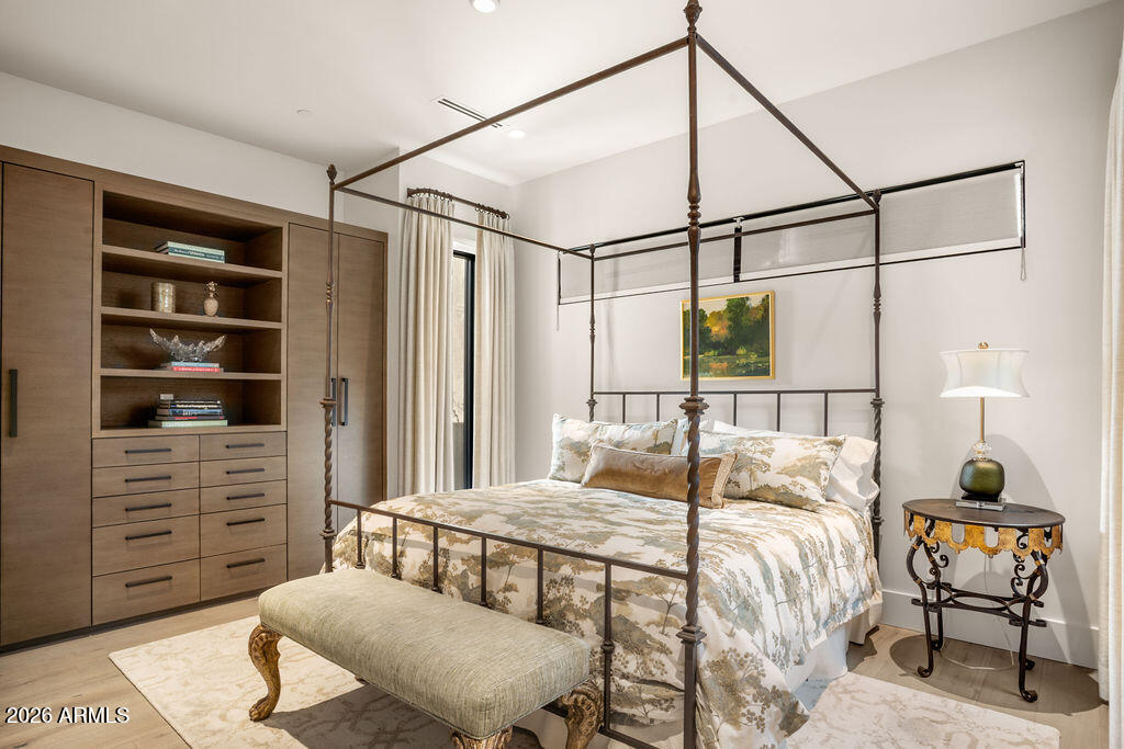 6863 E JOSHUA TREE Lane