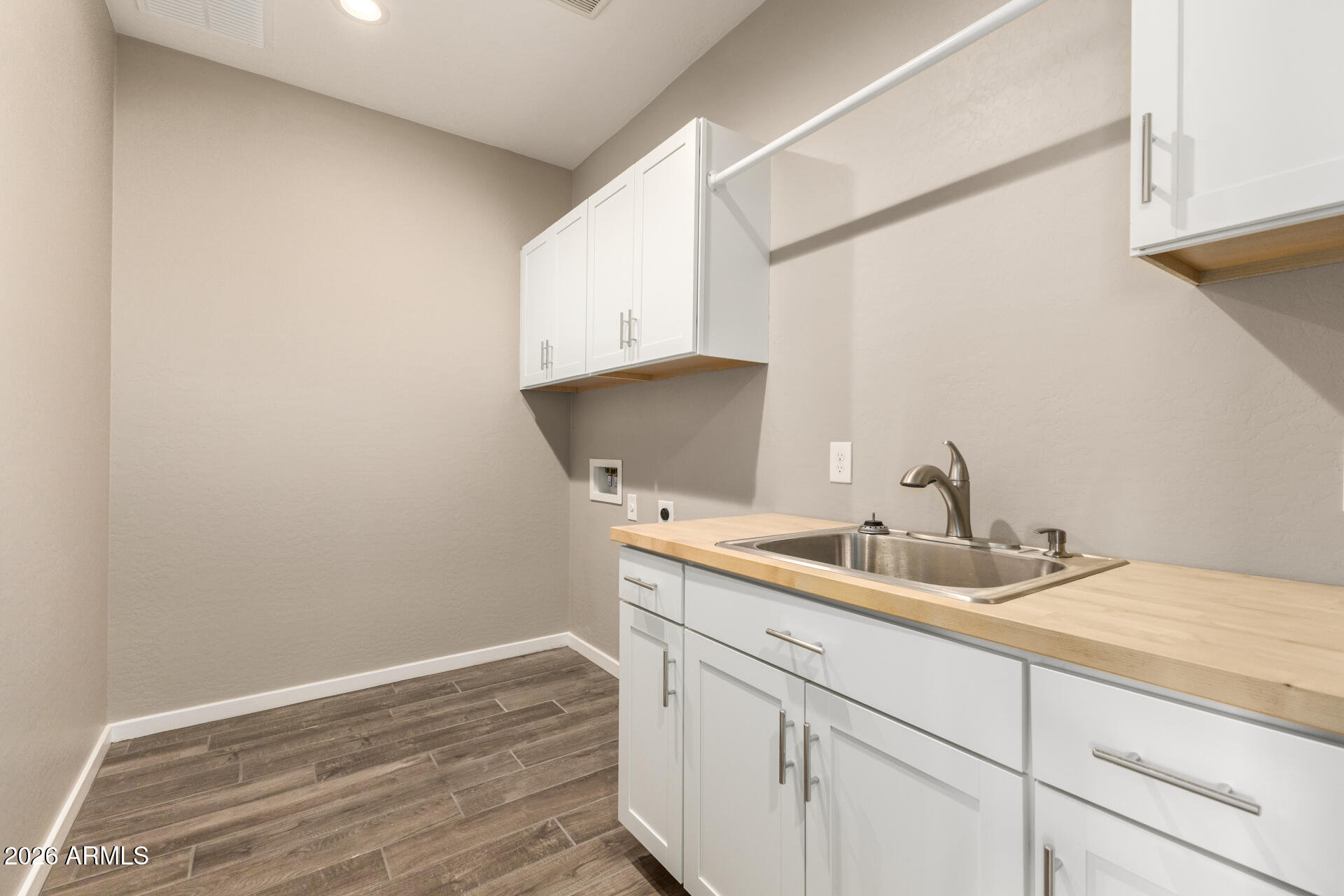 15745 W MADISON Street