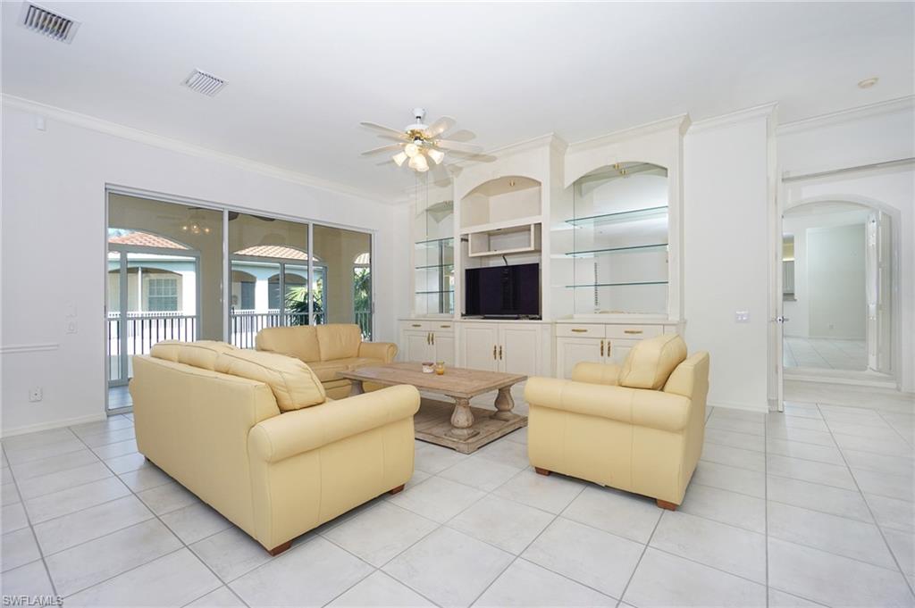 2100 L Ambiance CIR # 201