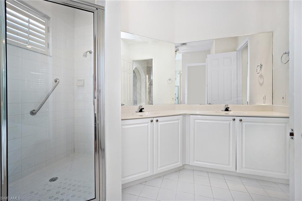 2100 L Ambiance CIR # 201