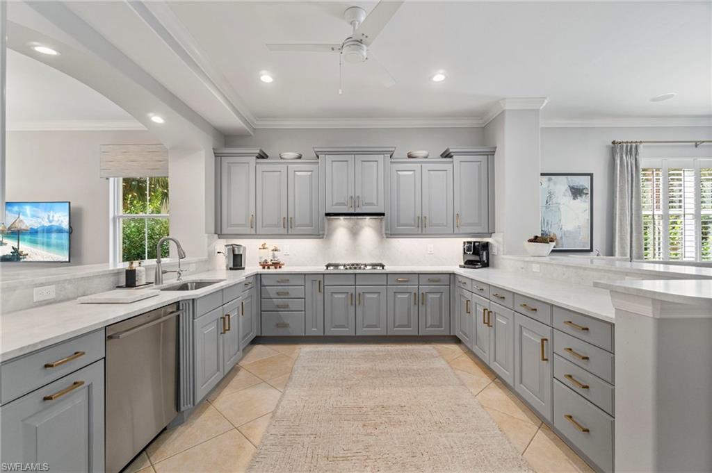 2864 Tiburon BLVD E # 102