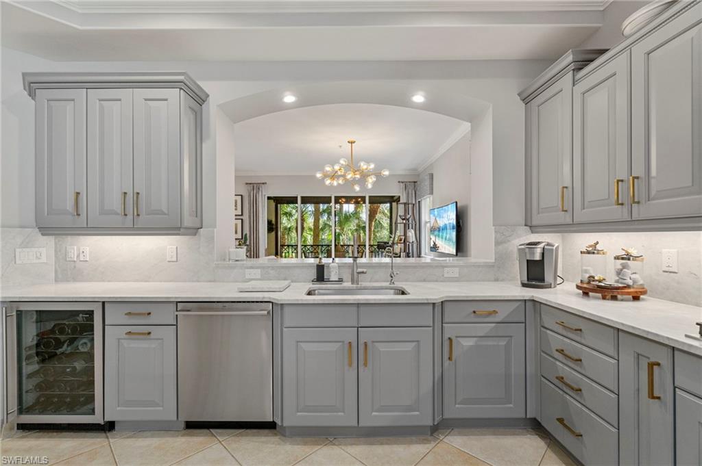 2864 Tiburon BLVD E # 102