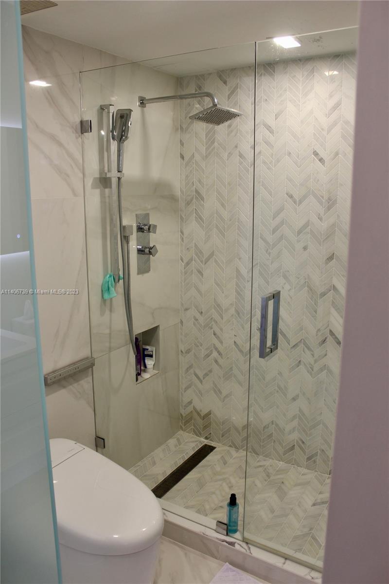 625 Biltmore Way Unit: 104