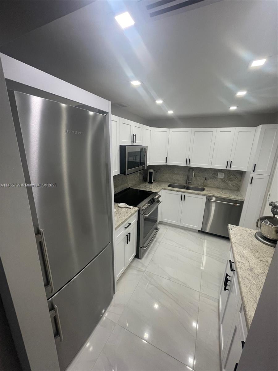 625 Biltmore Way Unit: 104