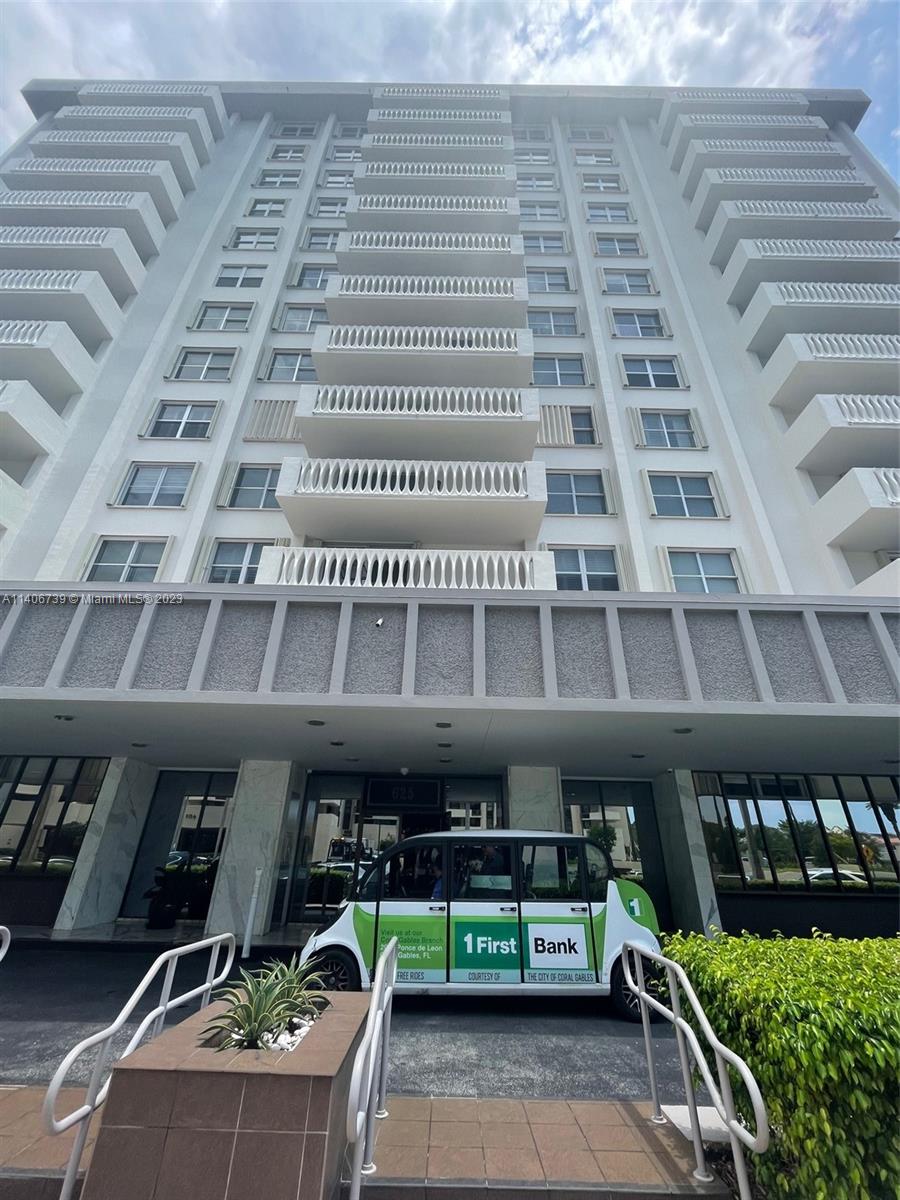 625 Biltmore Way Unit: 104