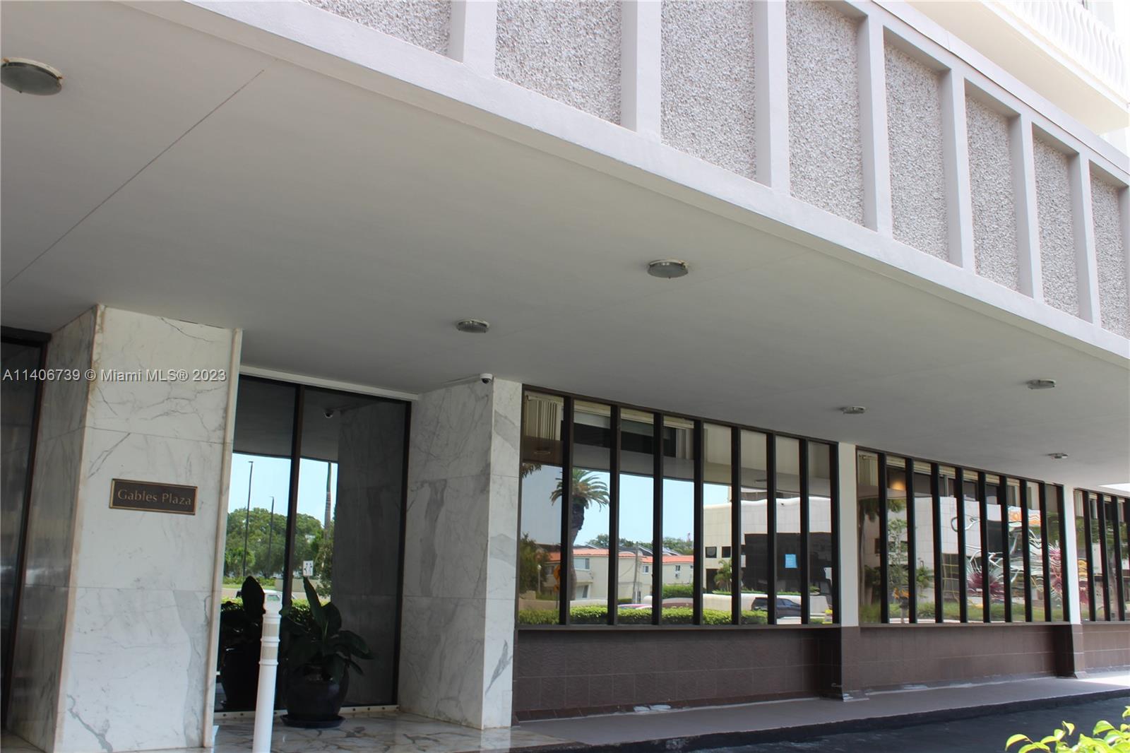 625 Biltmore Way Unit: 104