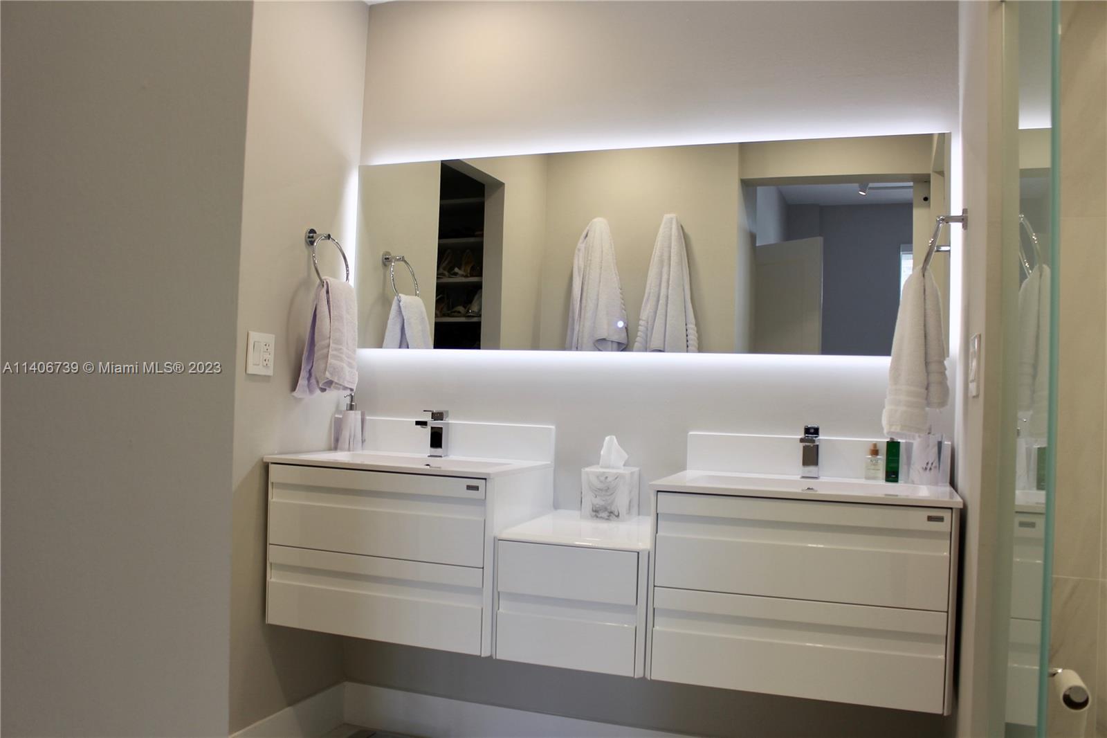 625 Biltmore Way Unit: 104