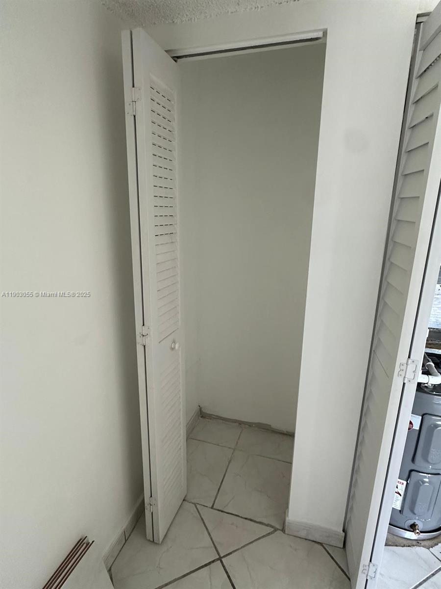 8411 NW 8th St # 204, Miami Unit: 204