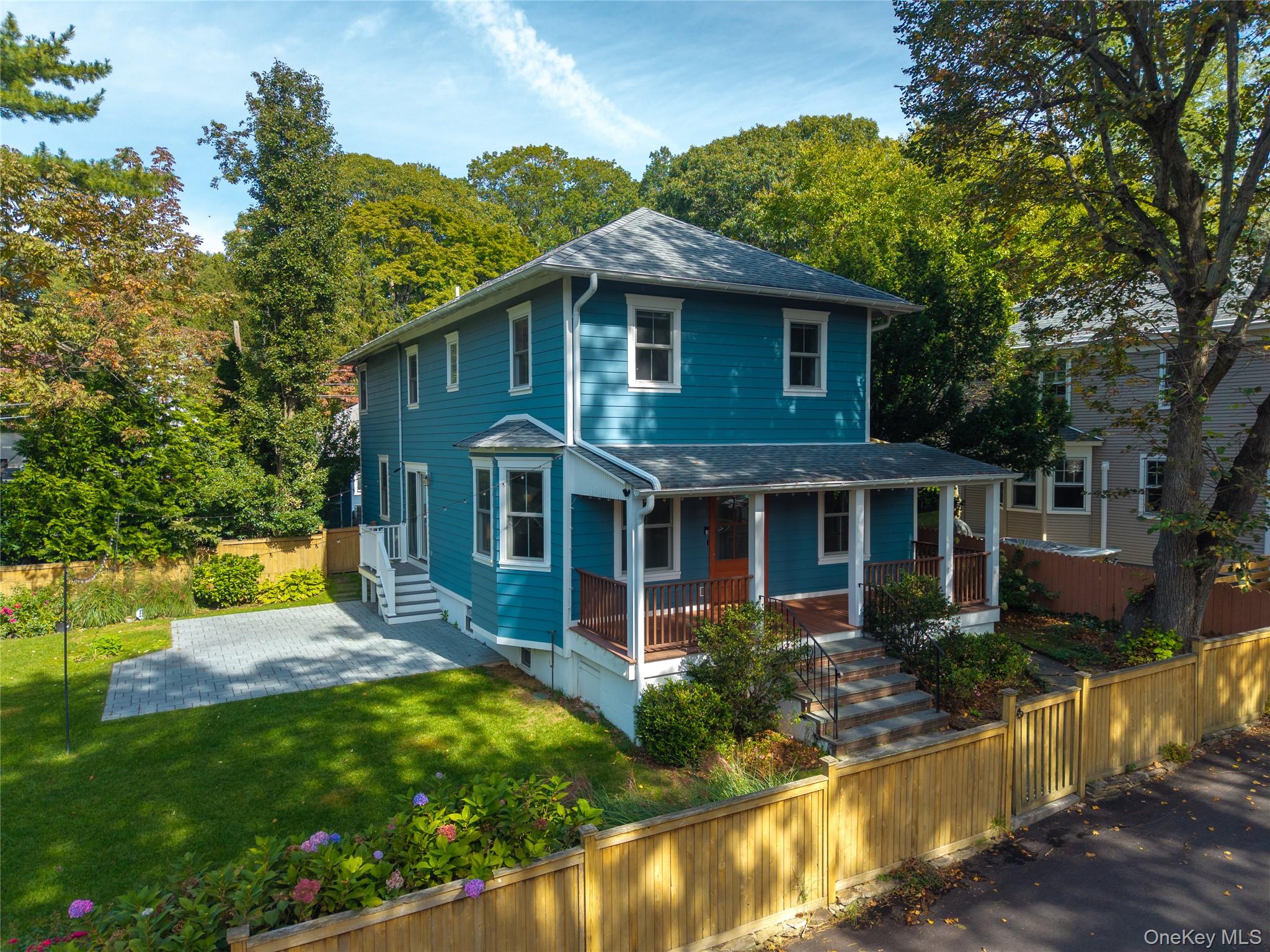 18 20th Avenue