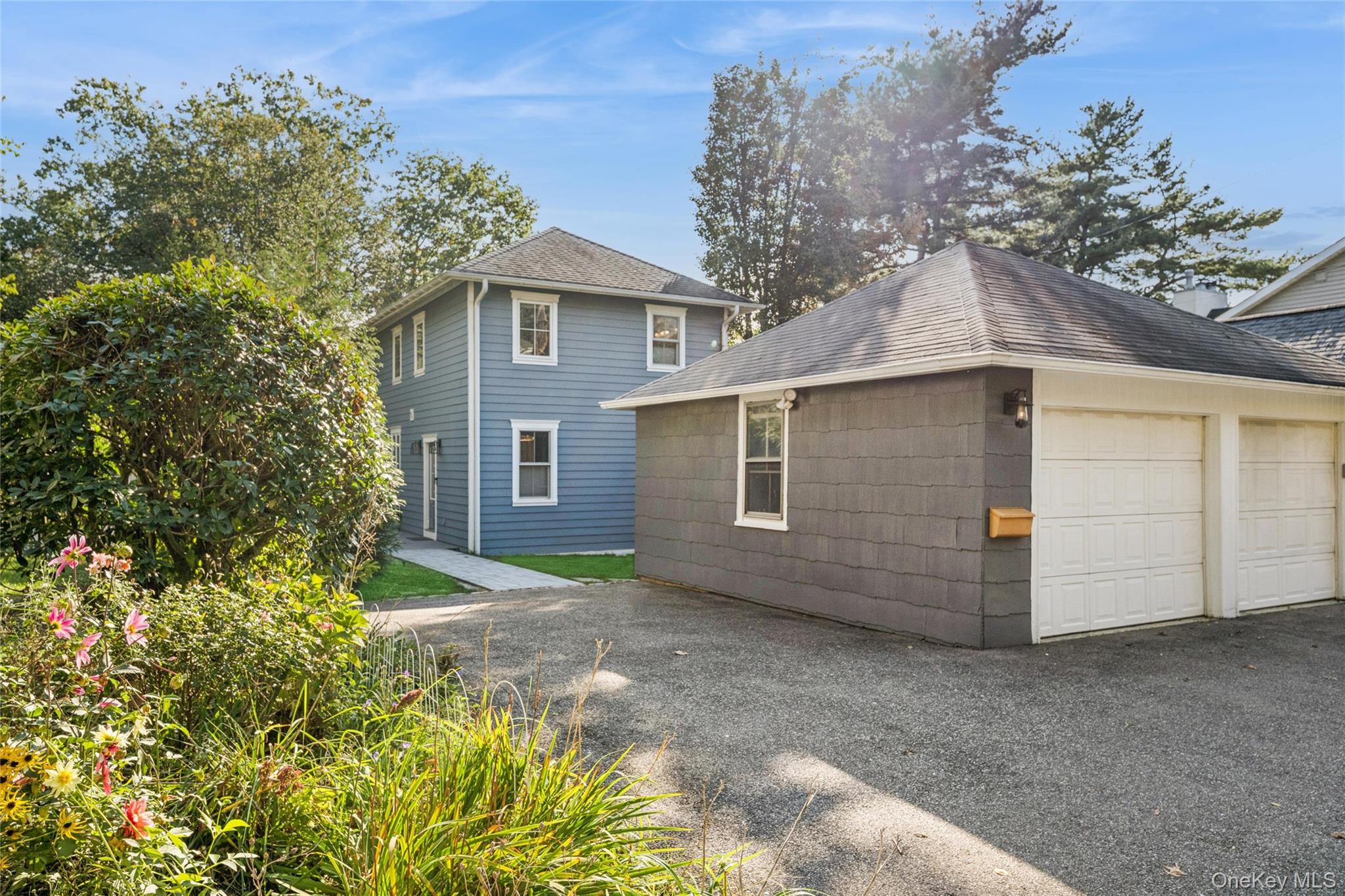18 20th Avenue