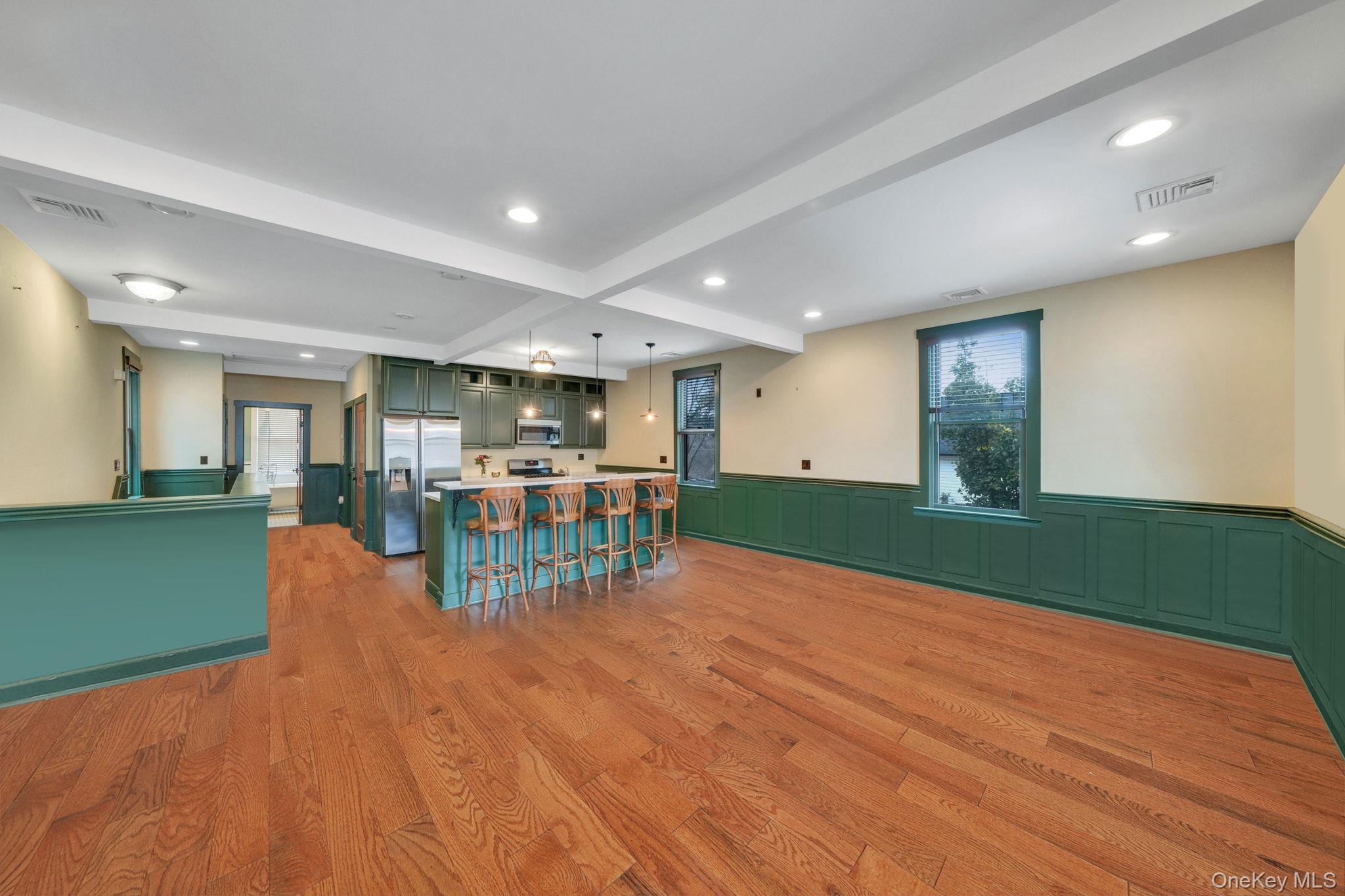311 Sea Cliff Avenue