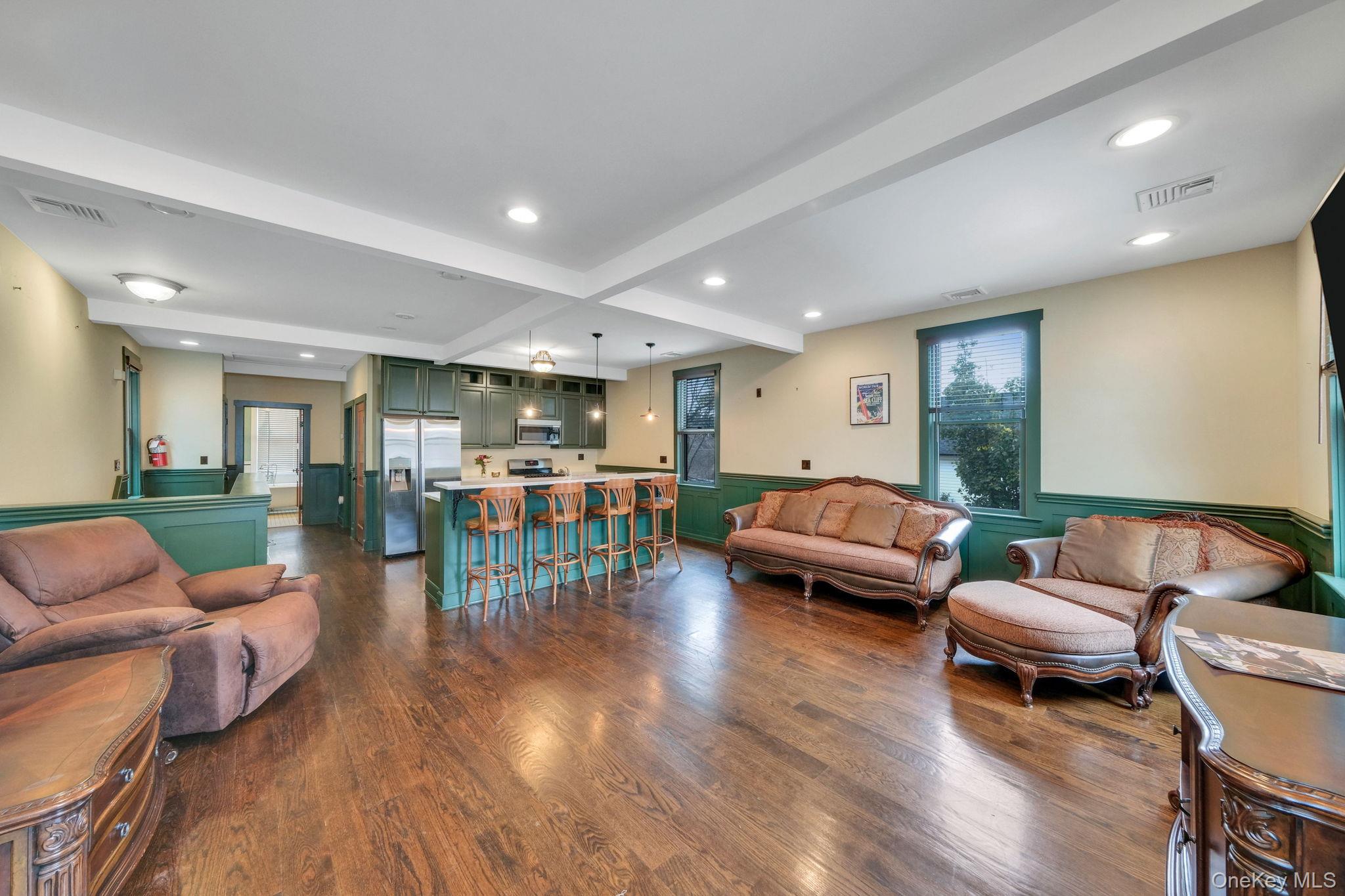 311 Sea Cliff Avenue