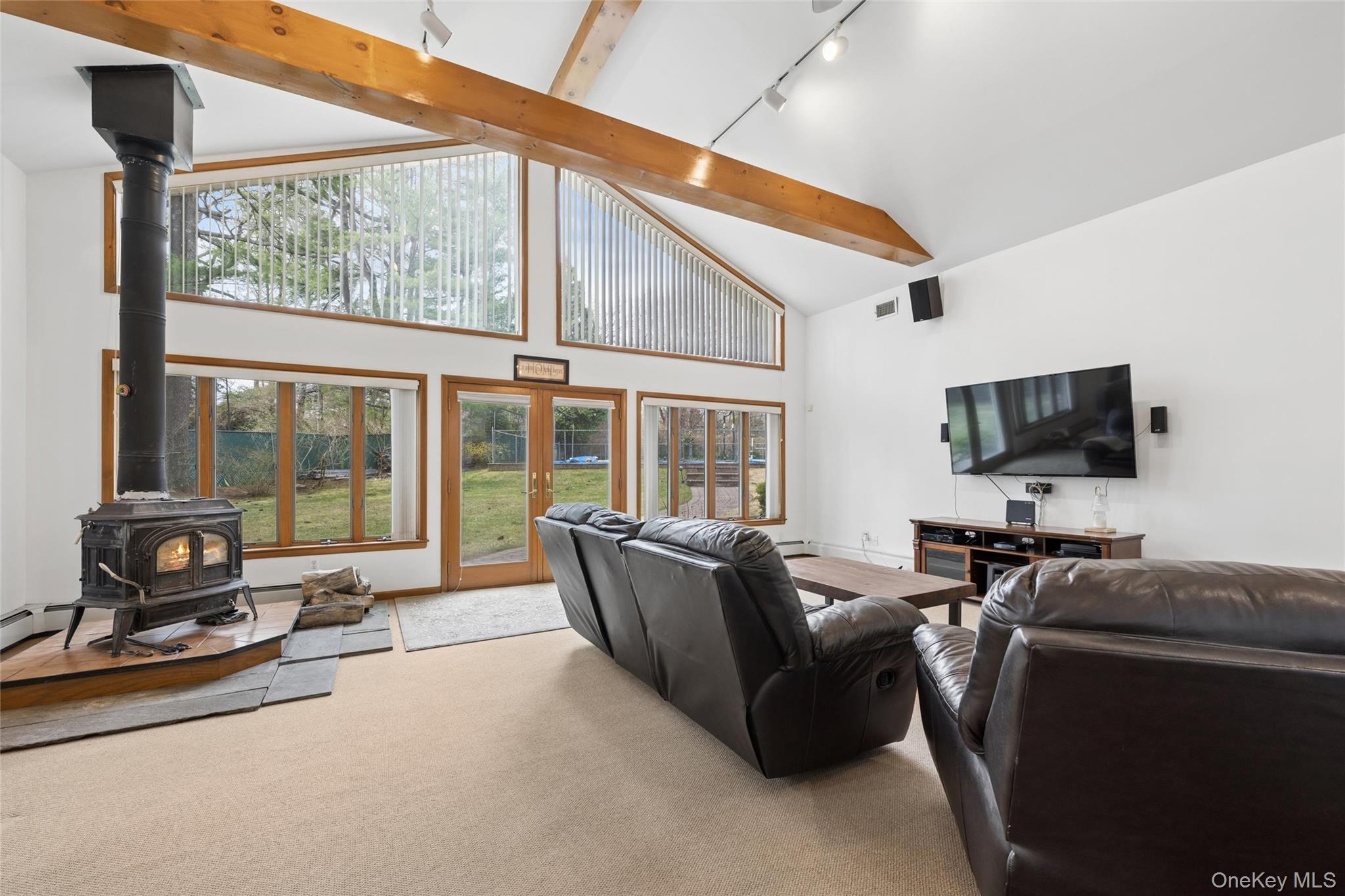 6 Viola Drive