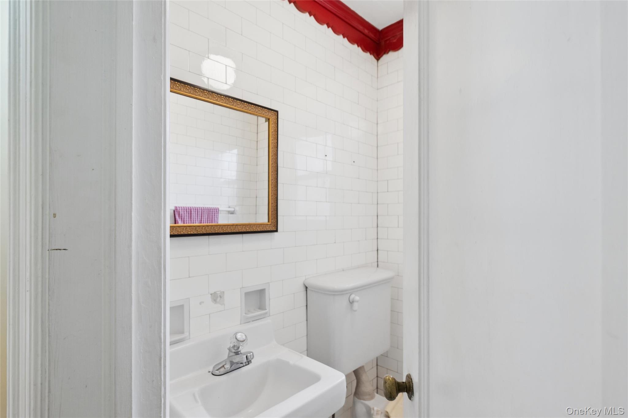 193-12 Foothill Avenue